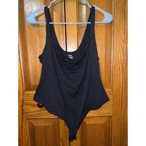 NWT | SKIMS Fits Everyone Square Neck Body Suit